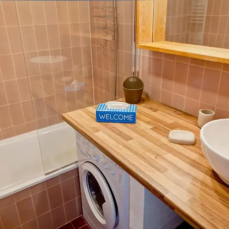 Calme Proche Remontees Mecaniques A 1550 - Fr-1-514-42